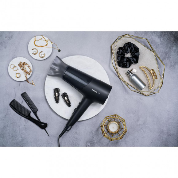 Фен с технологией ThermoShield Philips 5000 Series BHD504/00, 2100 Вт Фен с технологией ThermoShield Philips 5000 Series BHD504/00, 2100 Вт